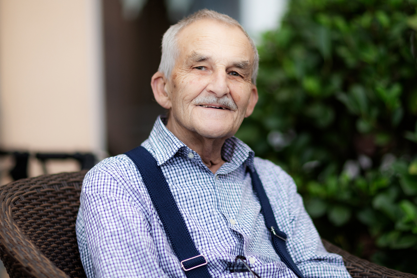 Online Gestalter, Bewertung, Rezensionen, Briefpapier, Klebebindung, Bindung, B2B, Geheftet, GoGreen, Versichert, DE, Flyer, Falzflyer, Testen, benutzerfreundlich, Designtools, Layouts, Look, Größen, Live, Designhilfe, bekommen, Geschichten, erzählen, Standard, Premium, Zufriedenheitsgarantie, Faltblatt, Designservice, Präsentationsmappen, Zickzackfalz, Wickelfalz, Druckprodukte, Modern, gut, günstig, Printmedien, hinterlassen, Eindruck, Kleinauflagen, Digitaldruck, professionell, Drucklösung, Unternehmen, nachhaltig, Kommunikation, Überzeugen, Satz, Layout, Entwurf, Mediengestaltung, PDF, Druckdaten, Druckservice, Visitenkarten, Faltblätter, Flugblätter, Mappen, Briefpapier, Produkte, Druckveredelung, Weiterverarbeitung, kostenlos, Lieferung, Plakate, Flyer, Außerordentlich, Preis-/Leistungsverhältnis, Online bestellen, Kosteneffizienz, Digitalprint, wirtschaftlich, produzieren, Flexibilität, Personalisierung, Digitaldruck, Offsetdruck, Marketingmaterialien, Werbeartikel, Beratung, Konzeption, Layouterstellung