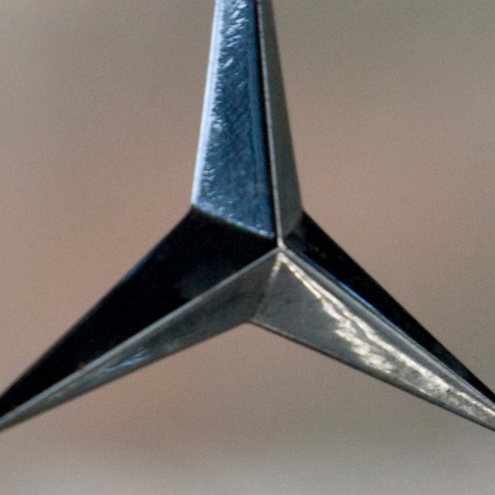 Hingucker, stark, Image, sorgfältig, Voraussetzung, Ladezeit, lang, fehlerhaft, Darstellung, Schuss, Animationsvideo, Botschaft, real, weniger, transport, Animationsfilm, Animiert, Grafik, Illustration, kostengünstig, Vorteil, CI, Corporate Identity, Gesellschaft, Firma, Identität, Gesamtheit, Merkmal, Unternehmen, Kennzeichen, Unterschied, Selbstbild, Fremdbild, Strategie, Unternehmensführung, Teil, Unternehmenskommunikation, Social Spot, Klickrate, Idealfall, rasant, Publikum, Maß, Startscreen, Anreiz, Playbutton, drücken, Frech, intern, Mitteilung, Intranet, wirksam, Gestaltung, Neuigkeit, News, Richtlinie, Organisation, Zweck, extrem, vielseitig, einsetzen, Eventvideo, Kommunikationsstrategie, planen, inhaltlich, gestalterisch, Zusammenspiel, intelligent, weittragend, Story, YouTube, Flut, Mittel, Wahl, überzeugend, Bewegung, Sprache, Audio, mediengerecht, formal, perfekt, Zielsetzung, Zielgruppe, Medienkanal, vielschichtig, erfordert, vielältig, Expertise, Smartphone, konsumiert, TV, Television